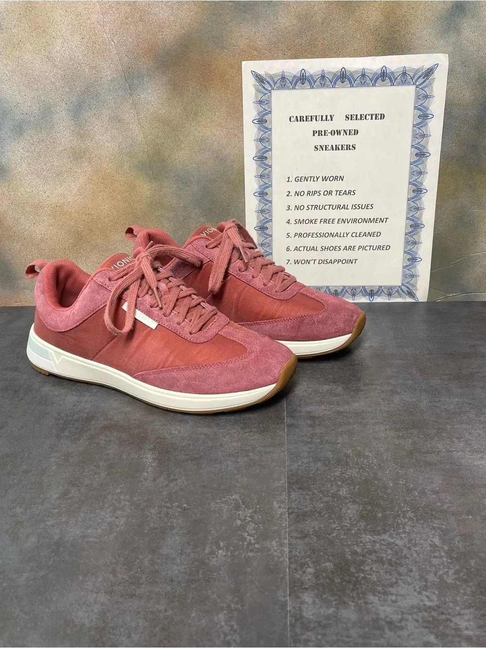 Vionic Breilyn Women's Sneakers Salmon Size 9.5